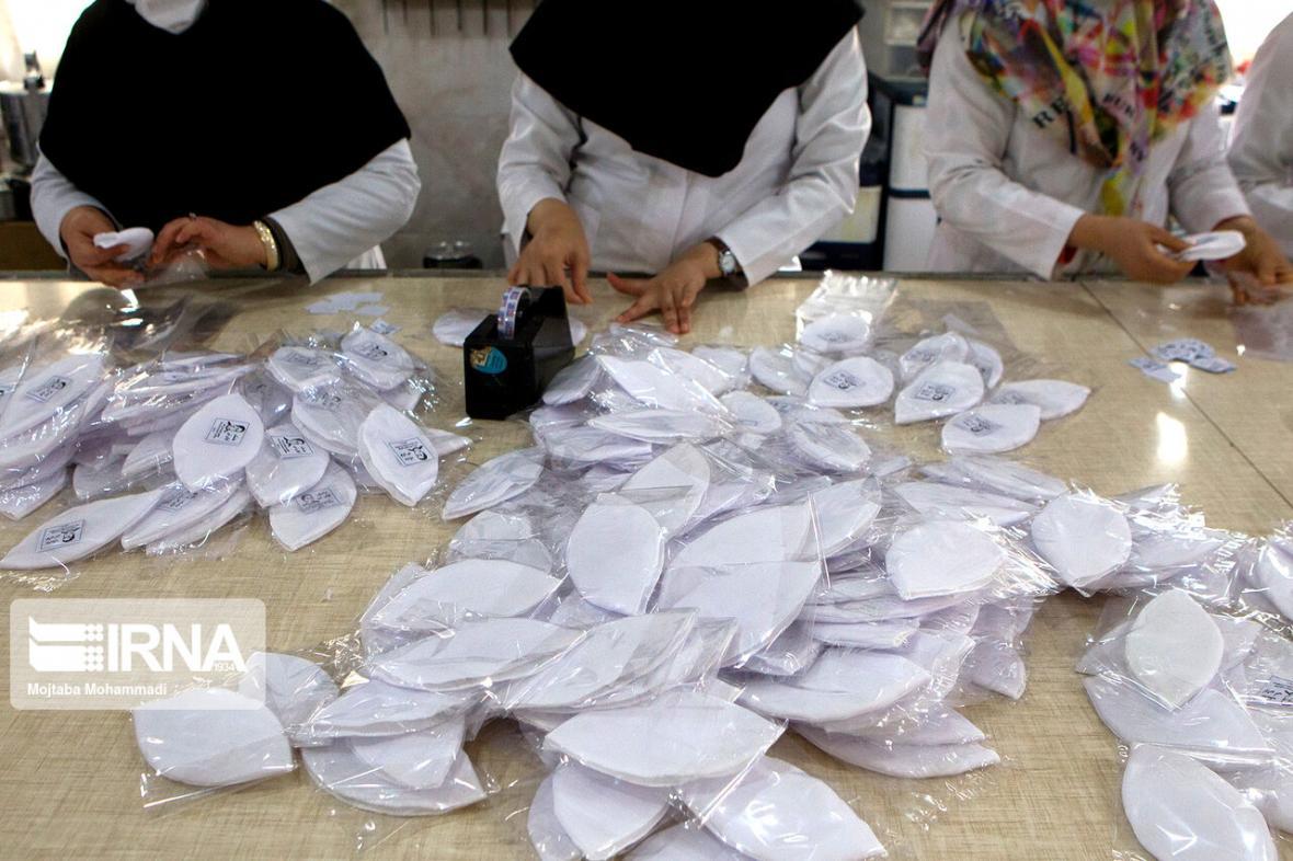 خبرنگاران تامین 25هزار ماسک برای دانشگاه علوم پزشکی اهواز خبرنگاران تامین 25هزار ماسک برای دانشگاه علوم پزشکی اهواز و دستگاههای خدماتی